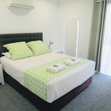 The Shores Holiday Apartments Mackay Quarto foto