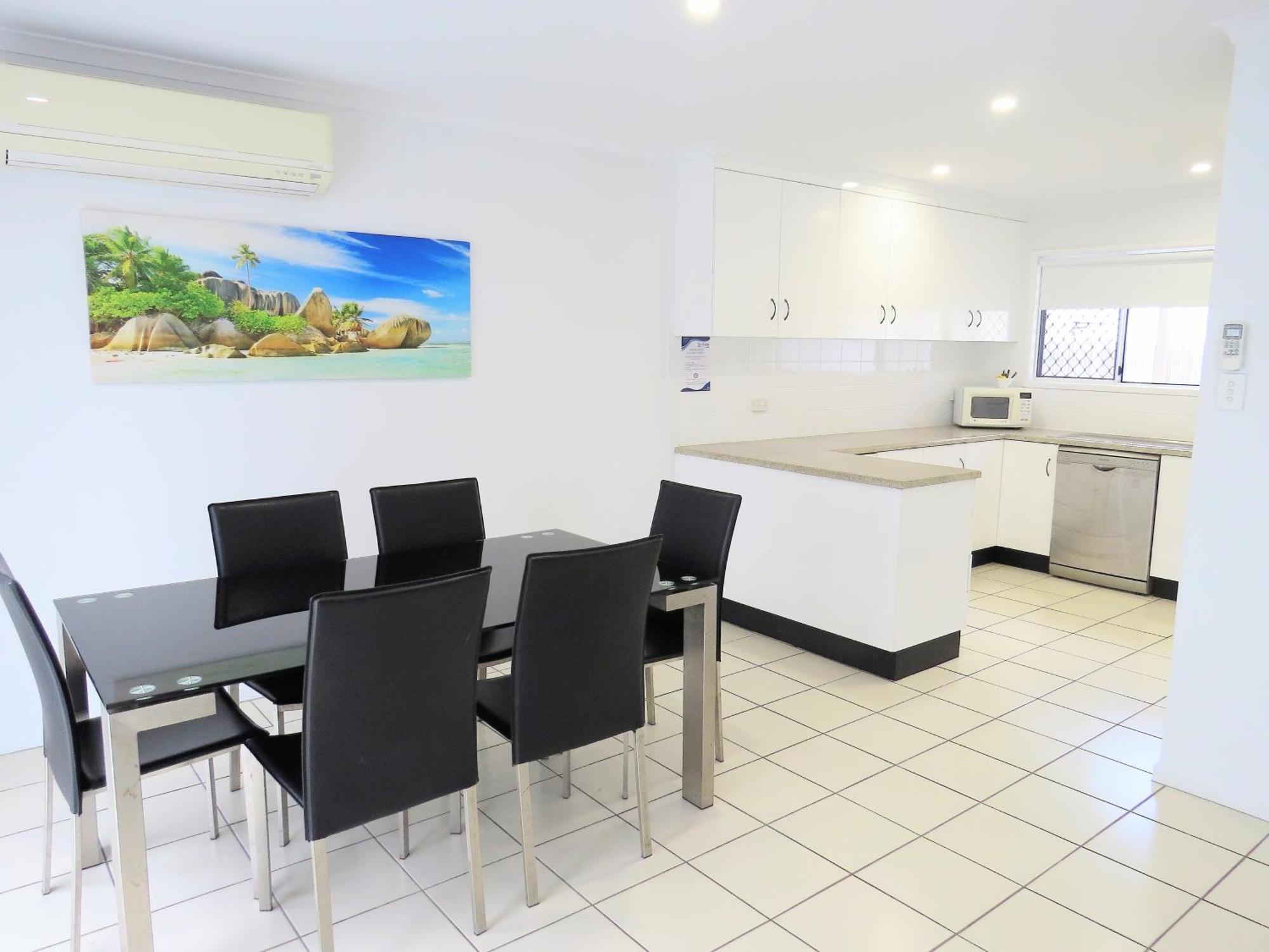 The Shores Holiday Apartments Mackay Quarto foto